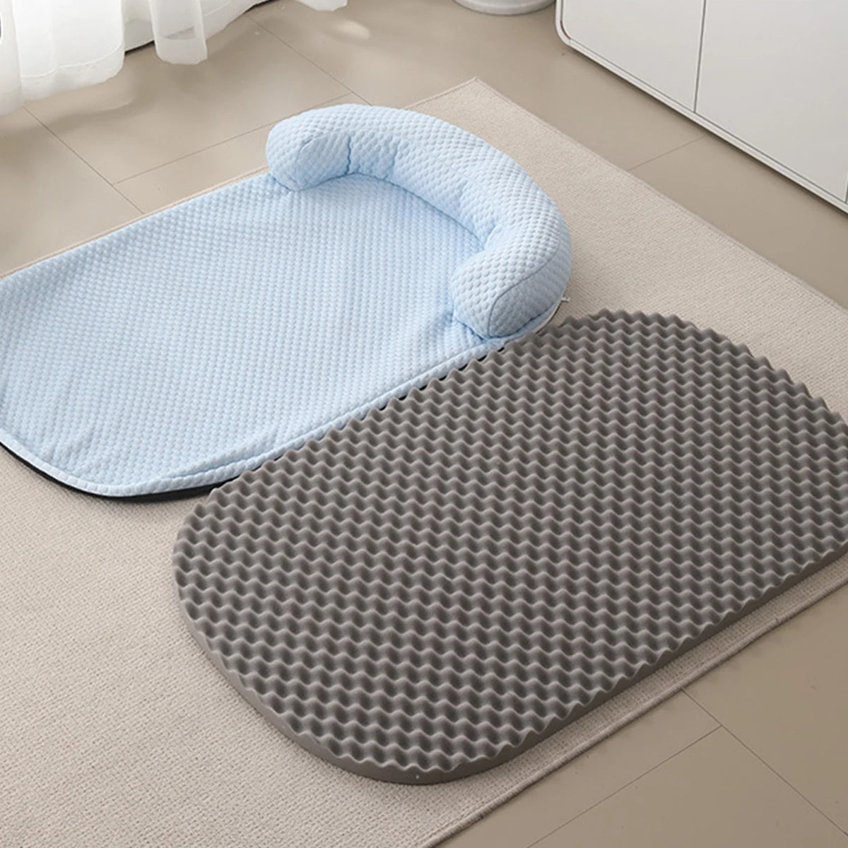 Breathable Cooling Dog Bed with Pillow