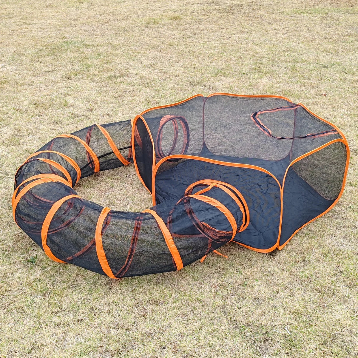 Foldable Pet Play Tent with Tunnel