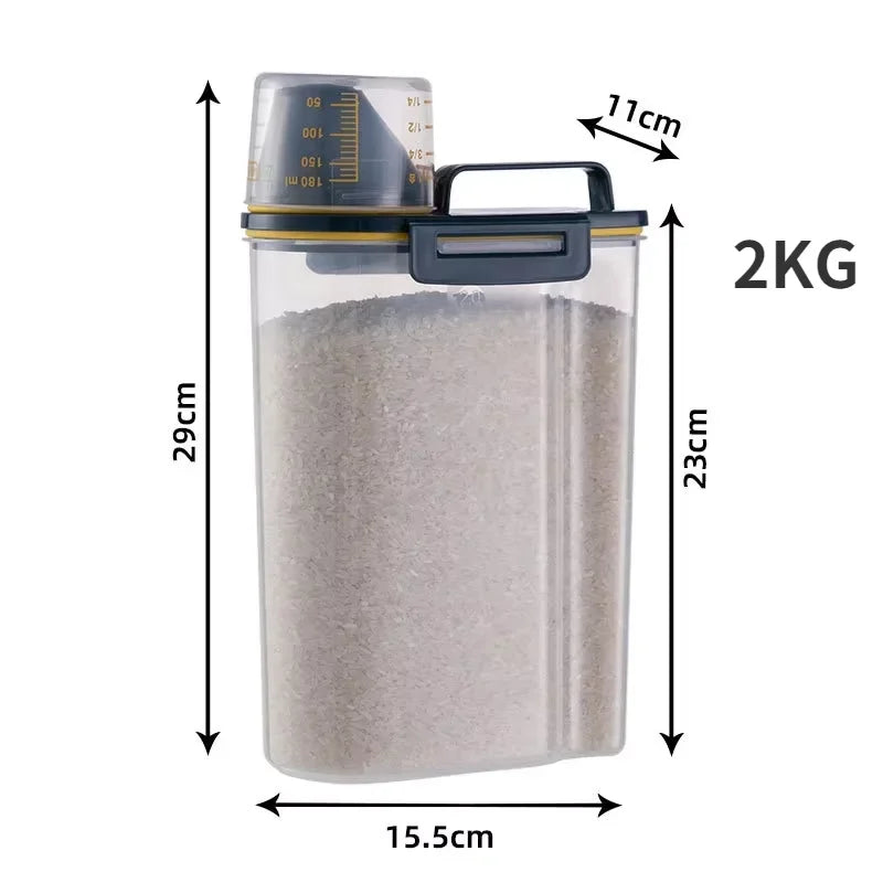 1.5kg/2kg Airtight Pet Food Storage Container with Measuring Cup