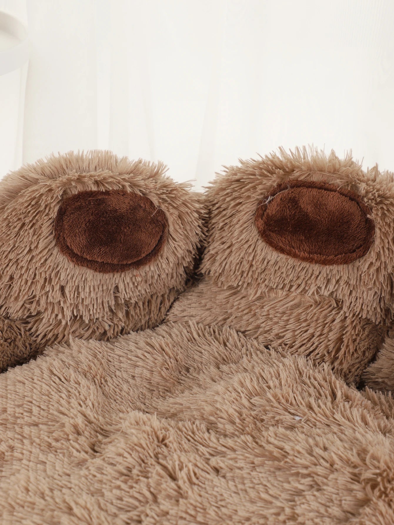 Fluffy Plush Dog & Cat Bed